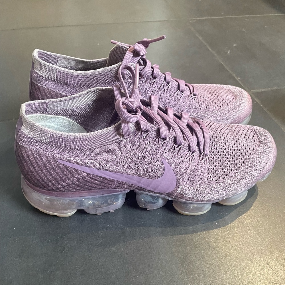 Purple Nike vapormax